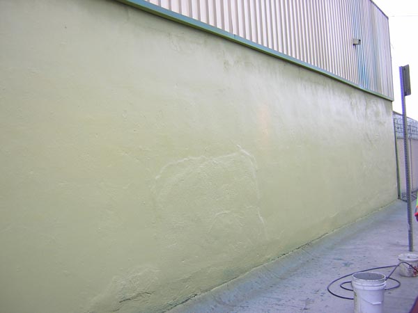 http://www.graffiticontrol.com/wp-content/uploads/2011/04/ff_before.jpg